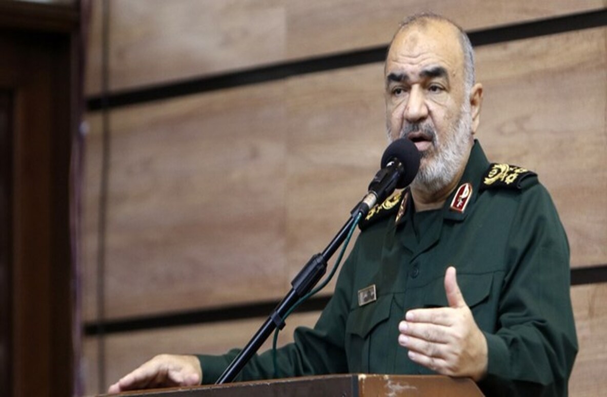  ساختمان اصلی قدرت ما ناپیداست و در تحریم دشمنان به قدرت رسیده‌ایم